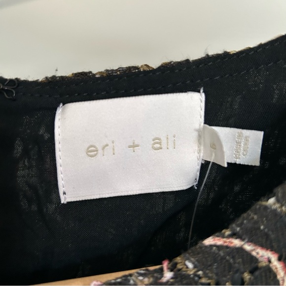 Gorgeous Lace Floral Dress - Picture 6 of 9